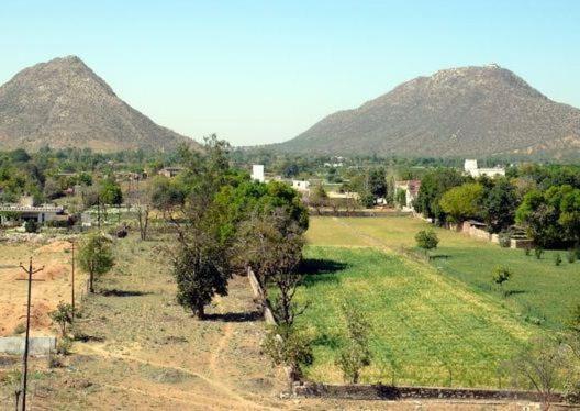 Pushkar Villas Resort Extérieur photo